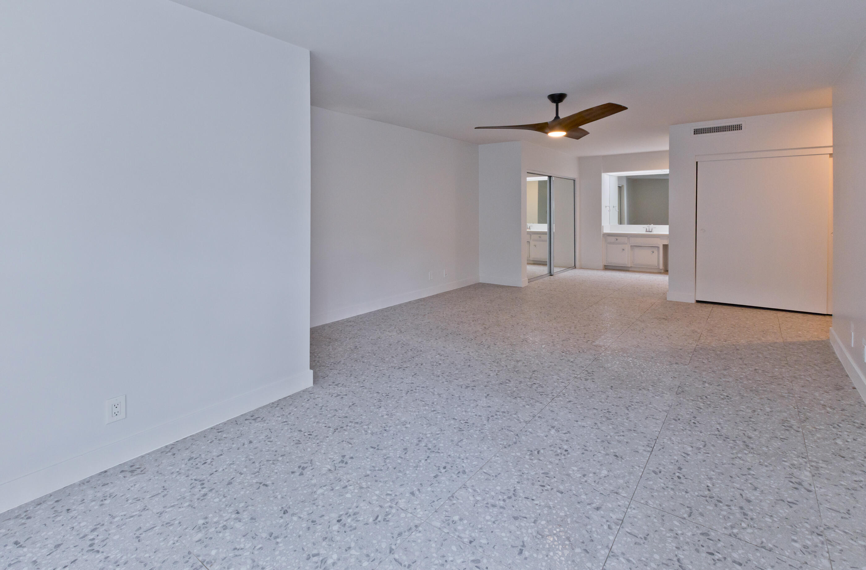 1810 Sandcliff Road Palm Springs, CA 92264 - Photo 33 of 43 0J1A3784