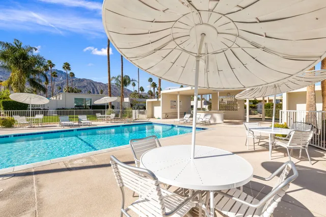 $650,000 | 1810 Sandcliff Road, Palm Springs, CA 92264