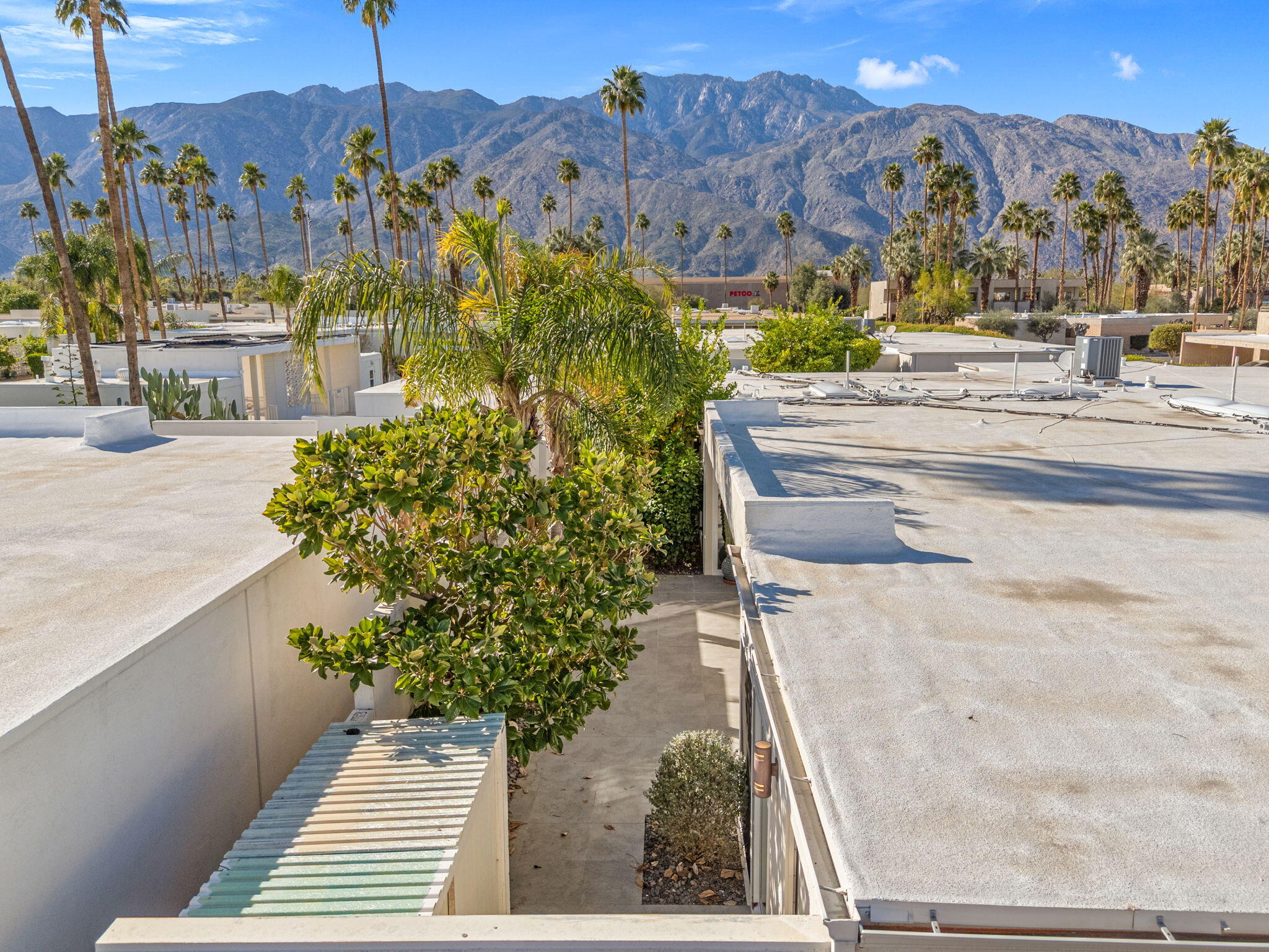 1810 Sandcliff Road Palm Springs, CA 92264 - Photo 54 of 55 46-web-or-mls-DJI_20260130134344_0057_D