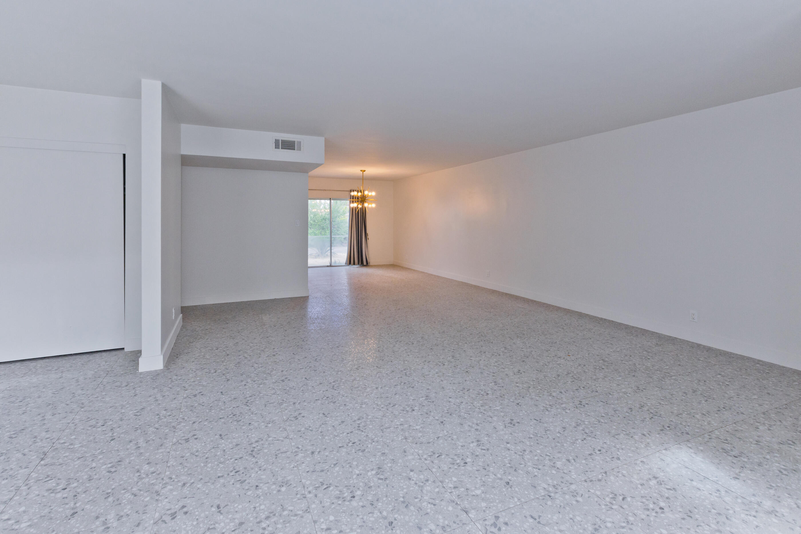 1810 Sandcliff Road Palm Springs, CA 92264 - Photo 8 of 43 0J1A3740