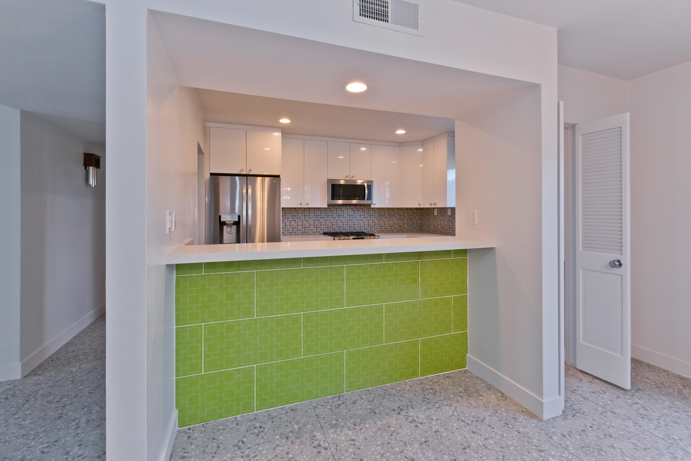 1810 Sandcliff Road Palm Springs, CA 92264 - Photo 10 of 43 0J1A3725