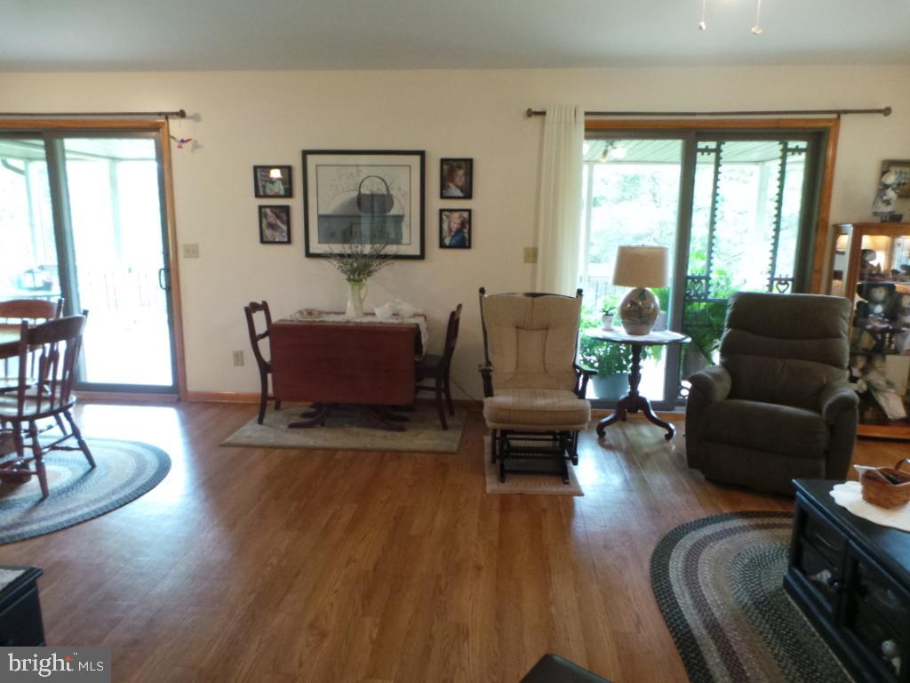 289 Packing House Road Berkeley Springs, WV 25411 - Photo 14 of 70