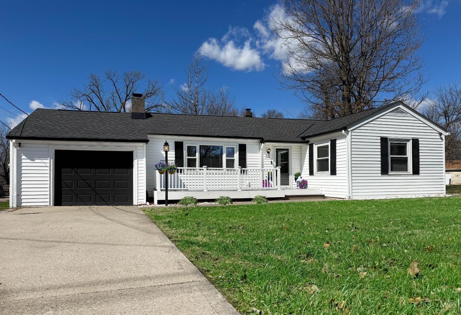 1049 New London Road Hamilton, OH 45013 - Photo 1 of 29 Gallery Image 1