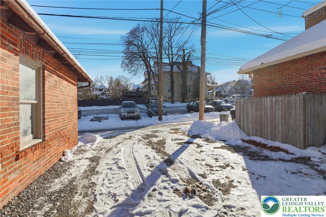 723 West Broad Street Bethlehem, PA 18018 - Photo 21 of 36