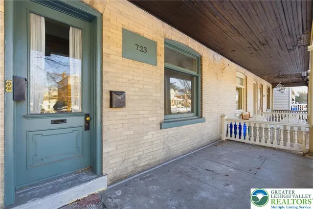 $369,900 | 723 West Broad Street, Bethlehem, PA 18018