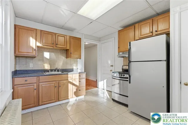 $369,900 | 723 West Broad Street, Bethlehem, PA 18018