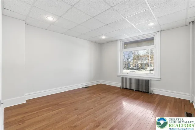 $369,900 | 723 West Broad Street, Bethlehem, PA 18018