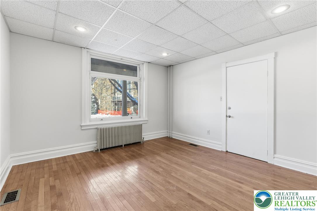 723 West Broad Street Bethlehem, PA 18018 - Photo 10 of 36 Unit 1 LR