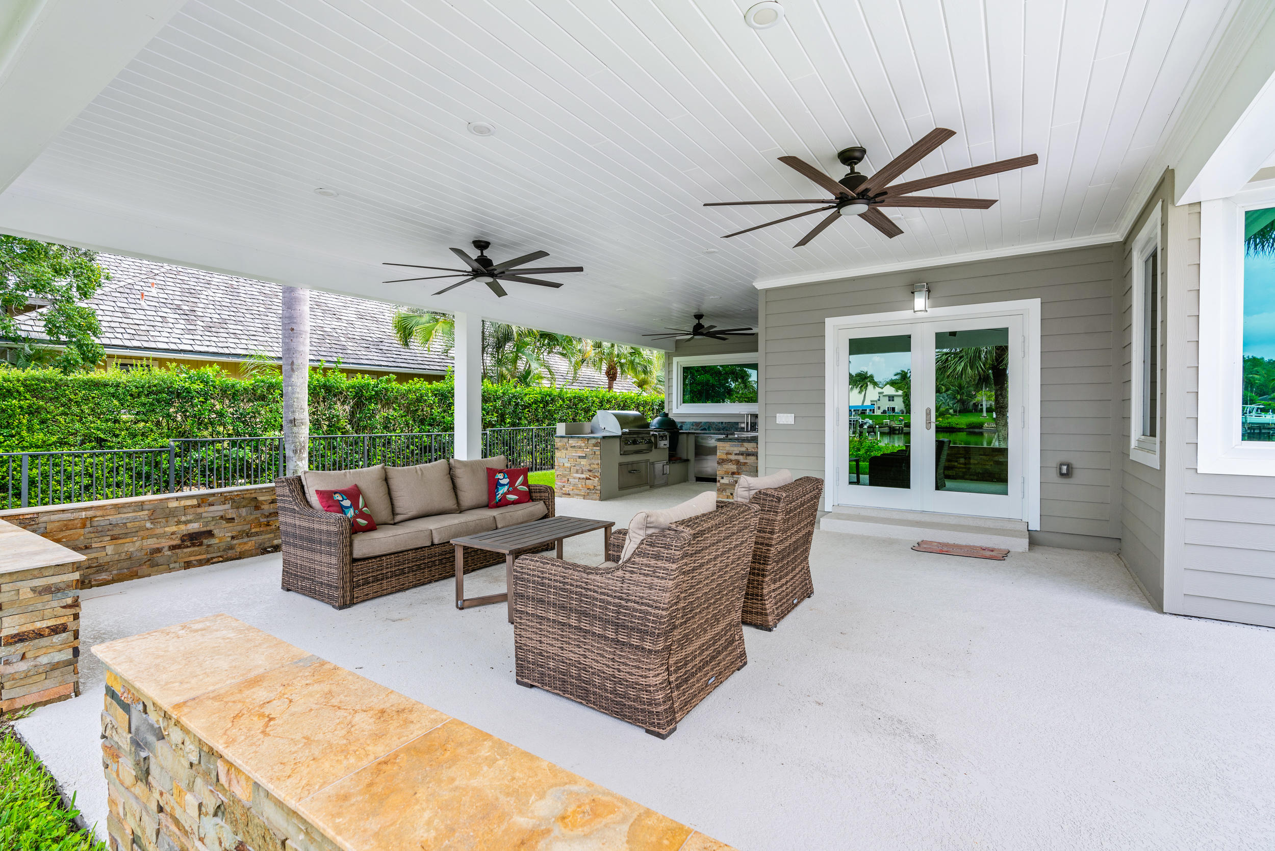 18169 Southeast Ridgeview Drive Tequesta, FL 33469 - Photo 15 of 58 Outdoor Covered Patio
