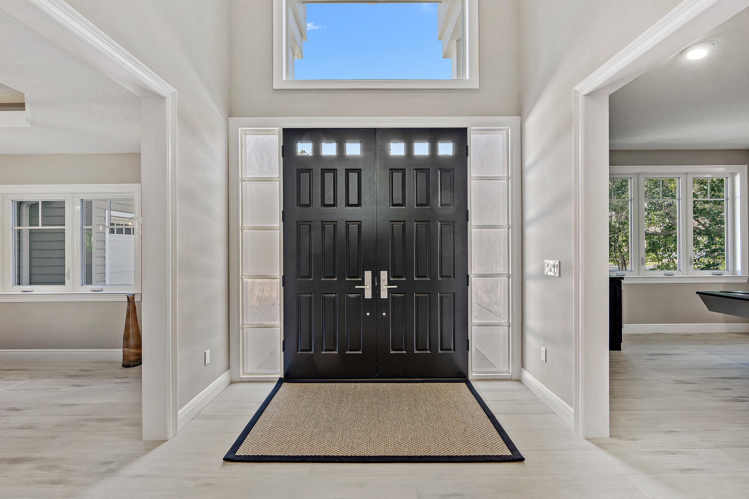 18169 Southeast Ridgeview Drive Tequesta, FL 33469 - Photo 18 of 58 Front door