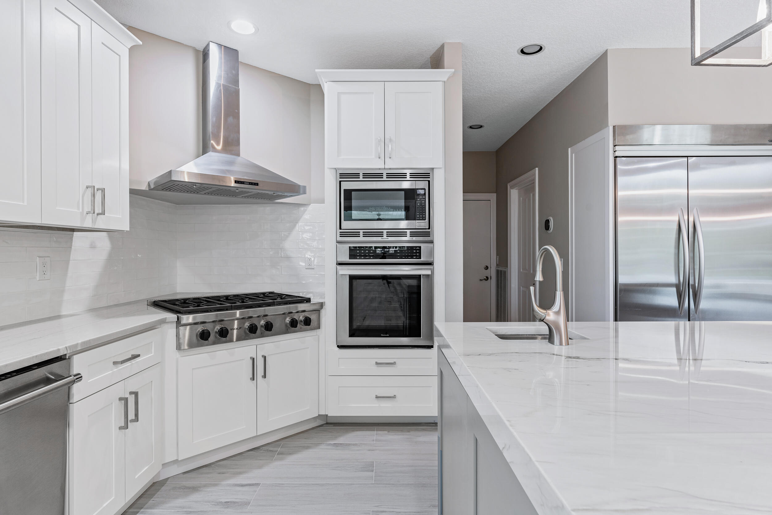 18169 Southeast Ridgeview Drive Tequesta, FL 33469 - Photo 24 of 58 Chef's Kitchen-Double Oven