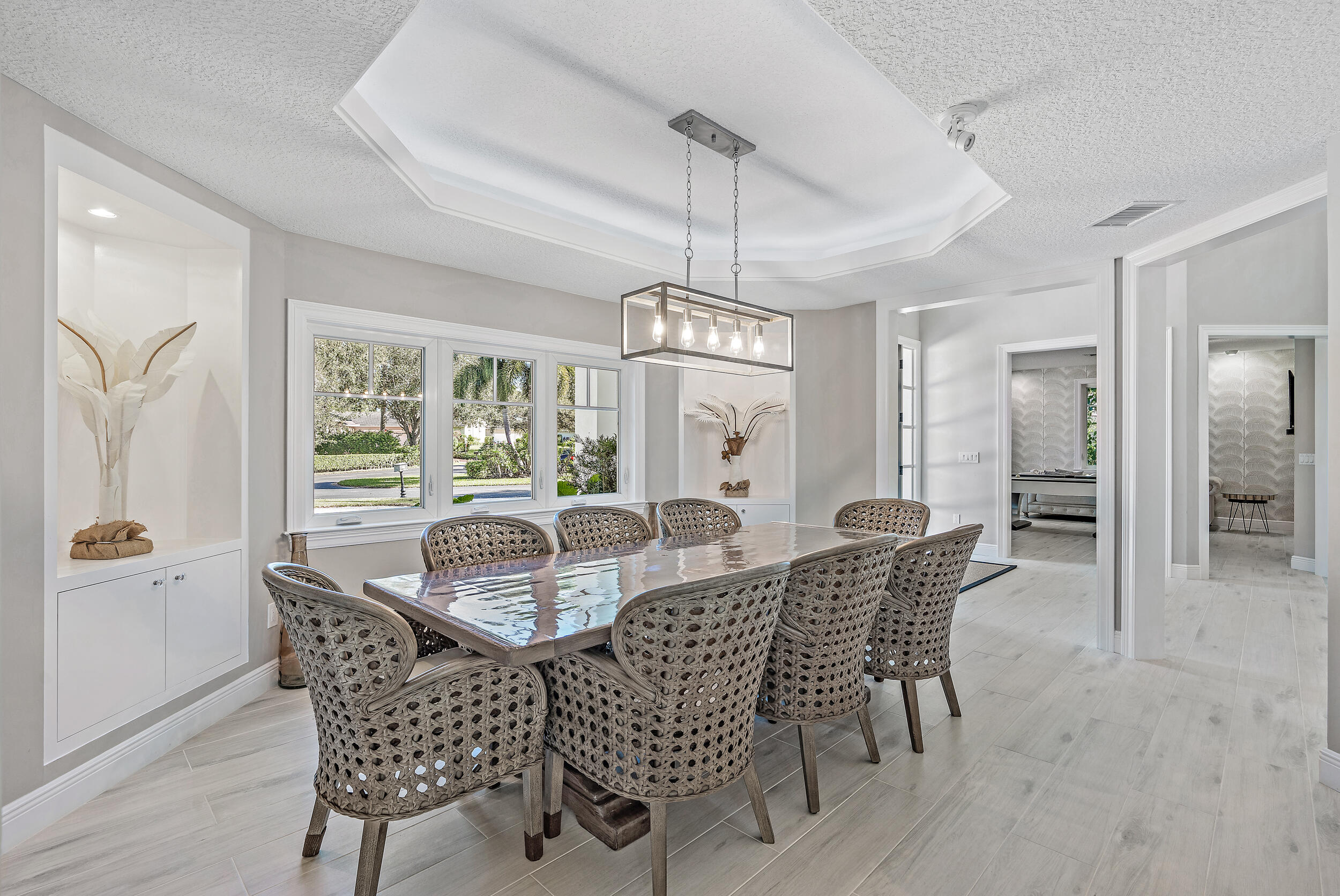 18169 Southeast Ridgeview Drive Tequesta, FL 33469 - Photo 31 of 58 Dining Room