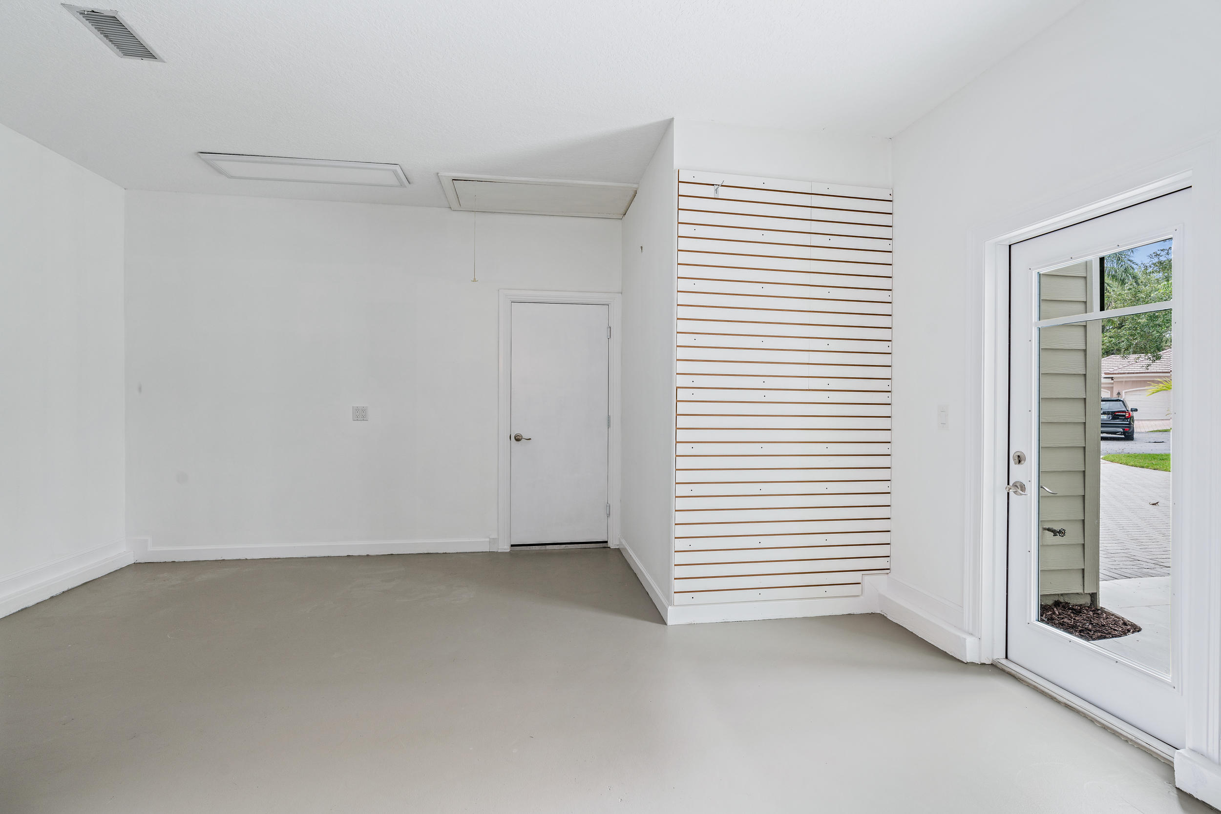 18169 Southeast Ridgeview Drive Tequesta, FL 33469 - Photo 52 of 58 Mud Room