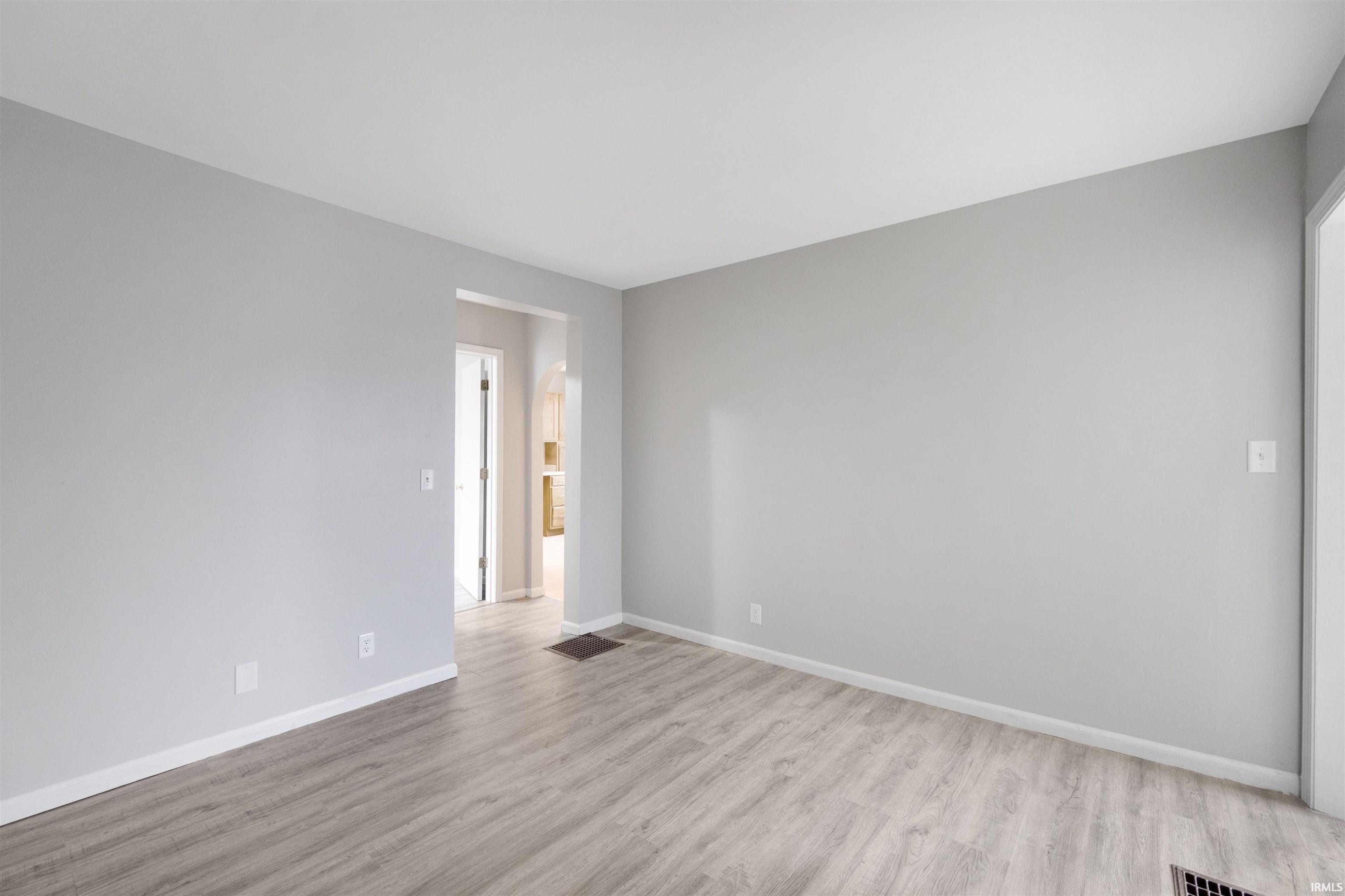 3930 North Clinton Street Fort Wayne, IN 46805 - Photo 13 of 15