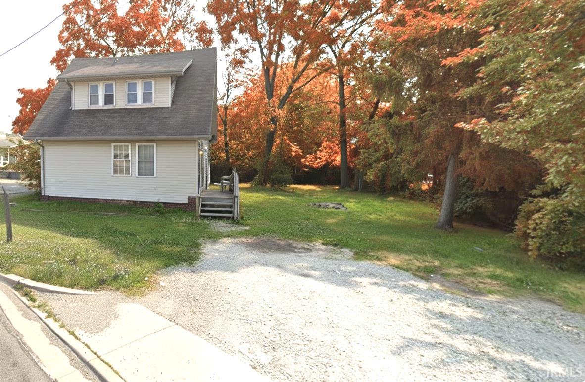3930 North Clinton Street Fort Wayne, IN 46805 - Photo 3 of 15