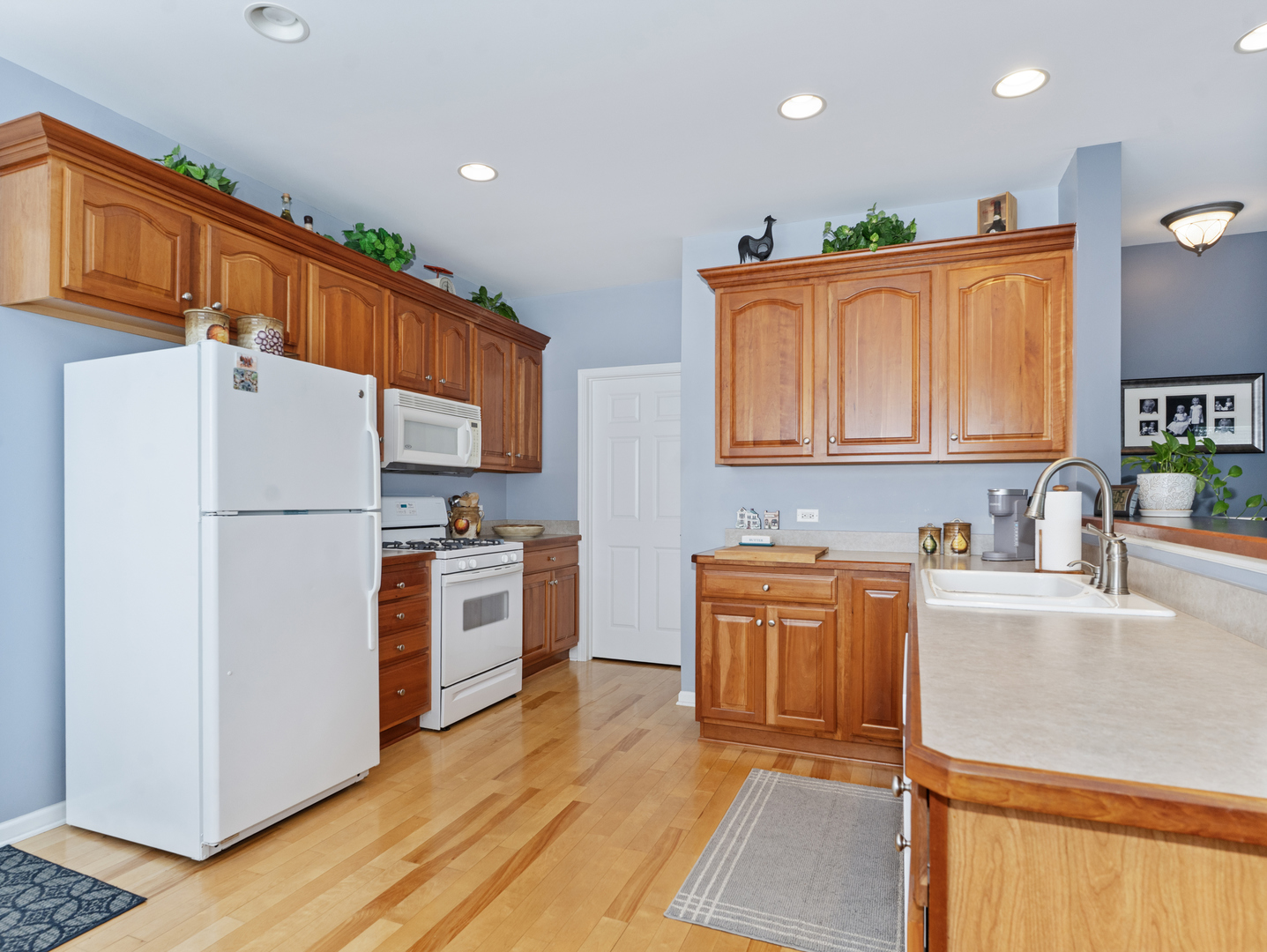 271 Ridge Road, Unit 271 North Aurora, IL 60542 - Photo 12 of 29