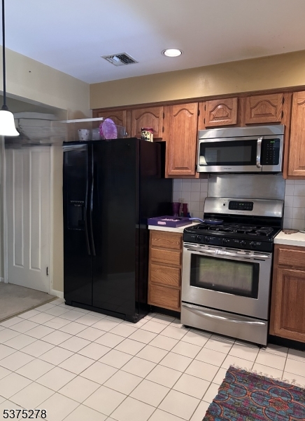 70 Boulder Run Road Paterson, NJ 07501 - Photo 10 of 28