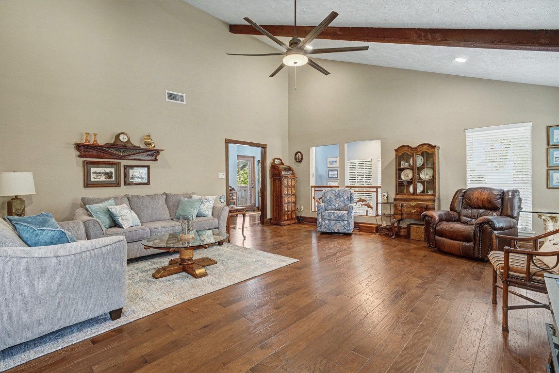 2205 Mission Street Kemah, TX 77565 - Photo 5 of 33 a living room with furniture and wooden floor