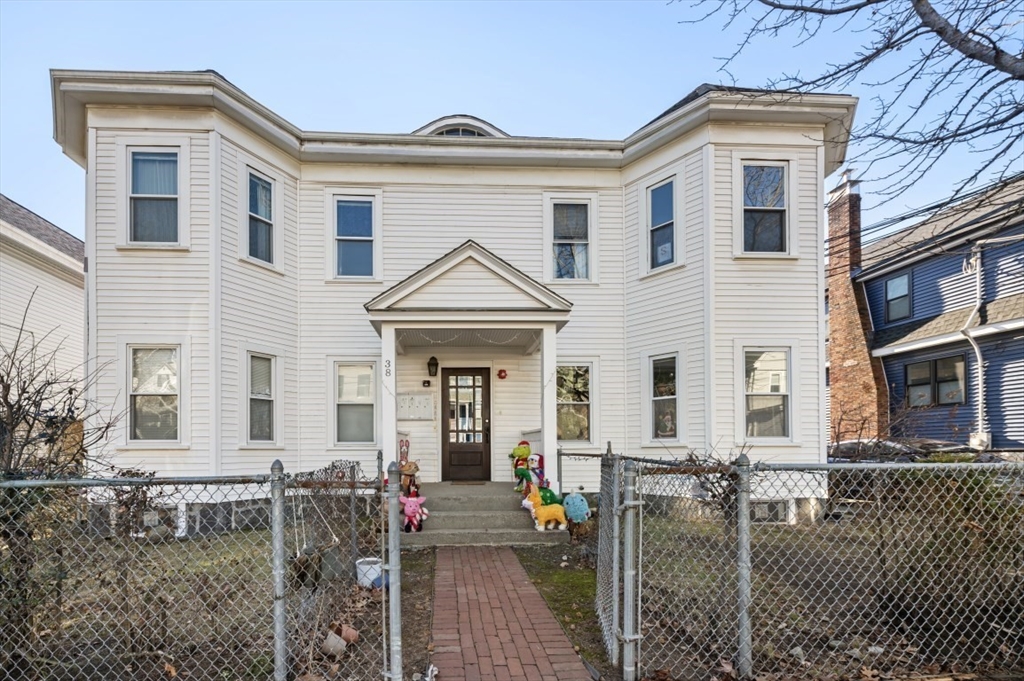 38 Berkeley Street, Unit 5 Somerville, MA 02143 - Photo 7 of 8