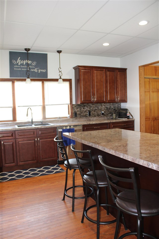 9635 South Shepherd Road Shepherd, MI 48883 - Photo 3 of 44 1887480-2.JPG