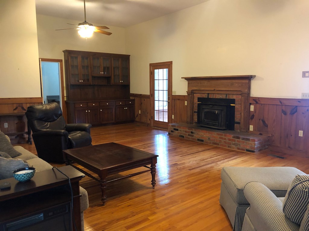 200 Butler Road Hodges, SC 29653 - Photo 19 of 38