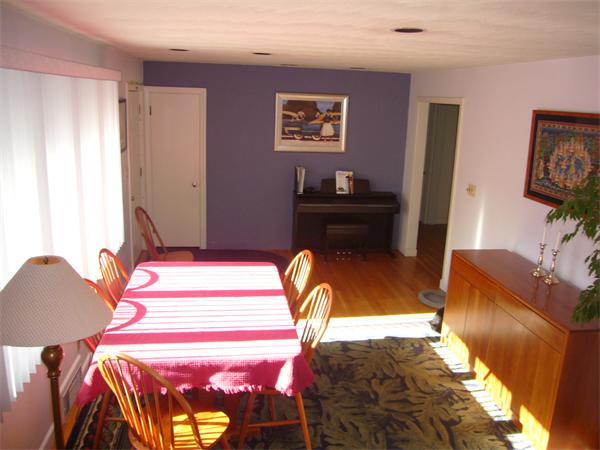 25 Harland Road Waltham, MA 02453 - Photo 4 of 20