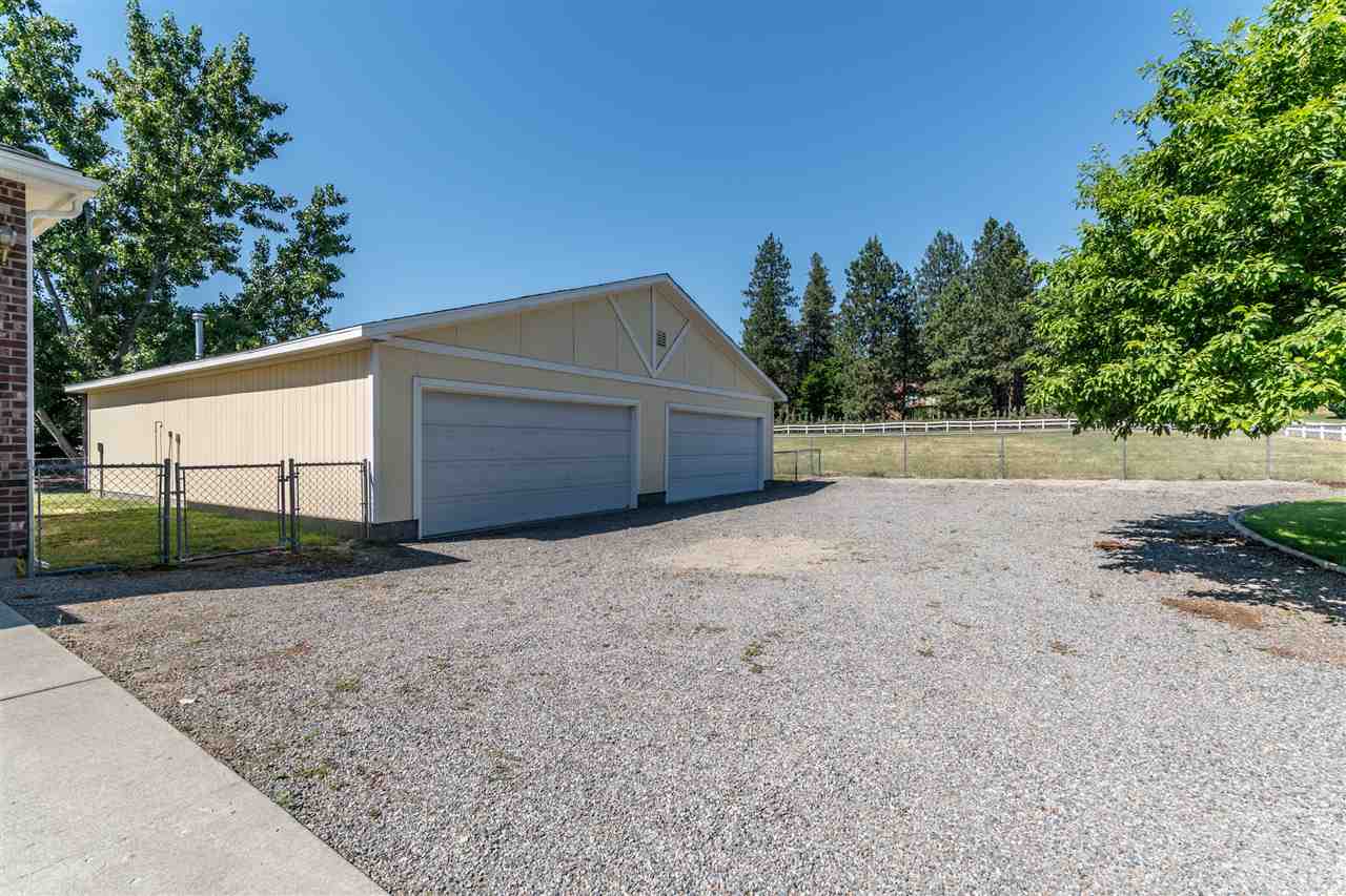 9802 East Holman Road Spokane Valley, WA 99206 - Photo 3 of 20 Gallery Image 3