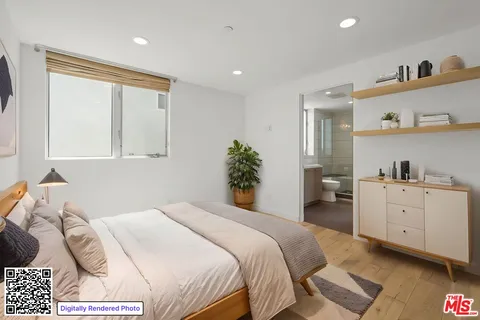 $9,900 | 808 Brooks Avenue, Venice, CA 90291