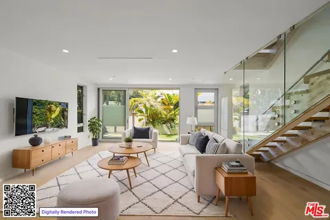 $9,900 | 808 Brooks Avenue, Venice, CA 90291