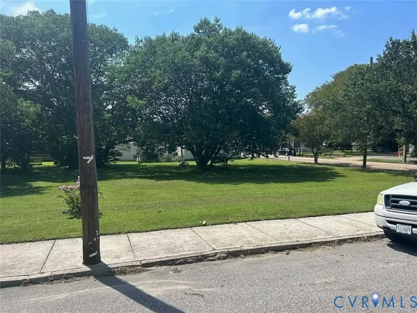 $140,000 | 502 Grove Avenue, Petersburg, VA 23803