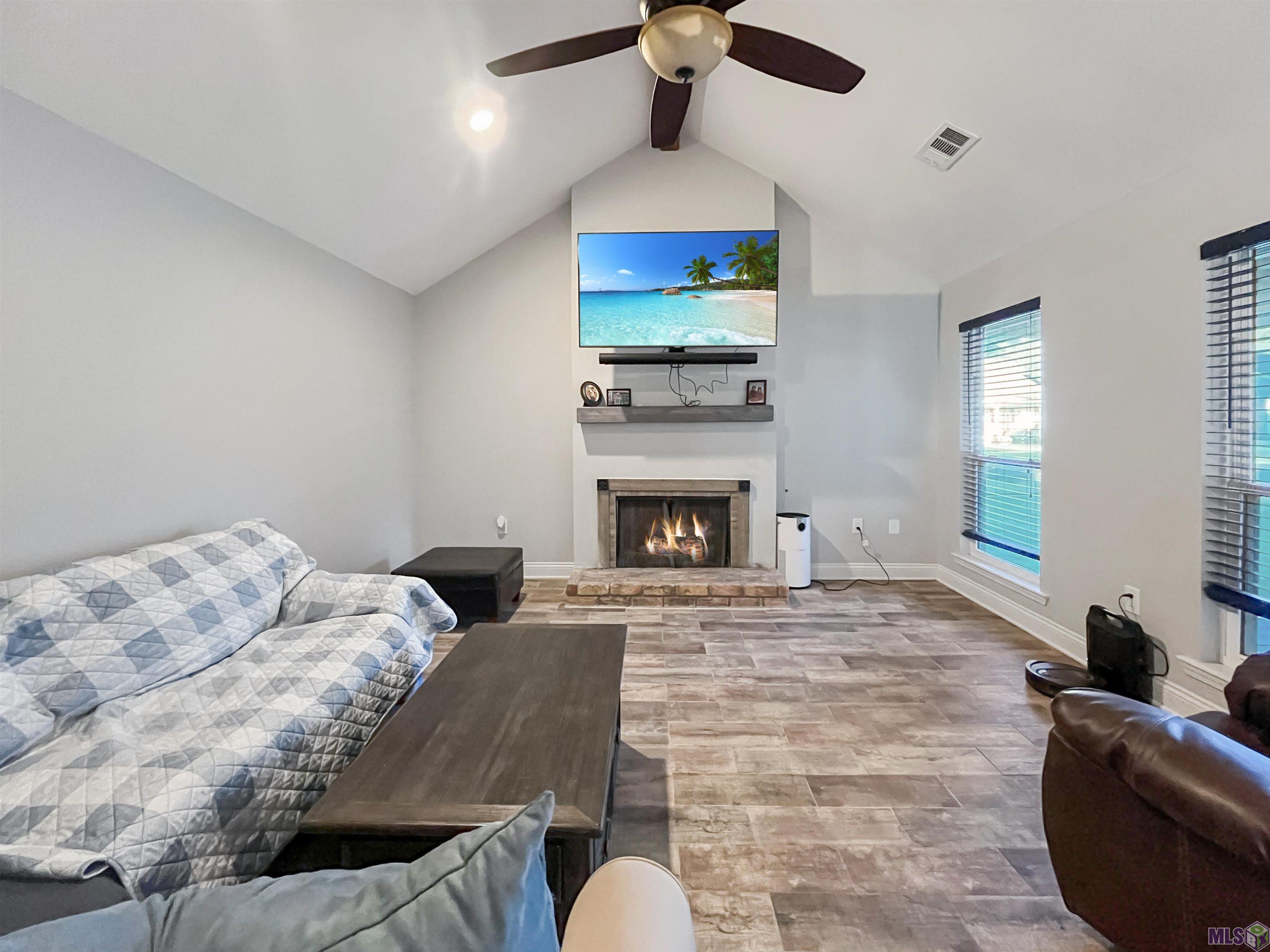 3822 Country View Drive Baton Rouge, LA 70817 - Photo 2 of 15