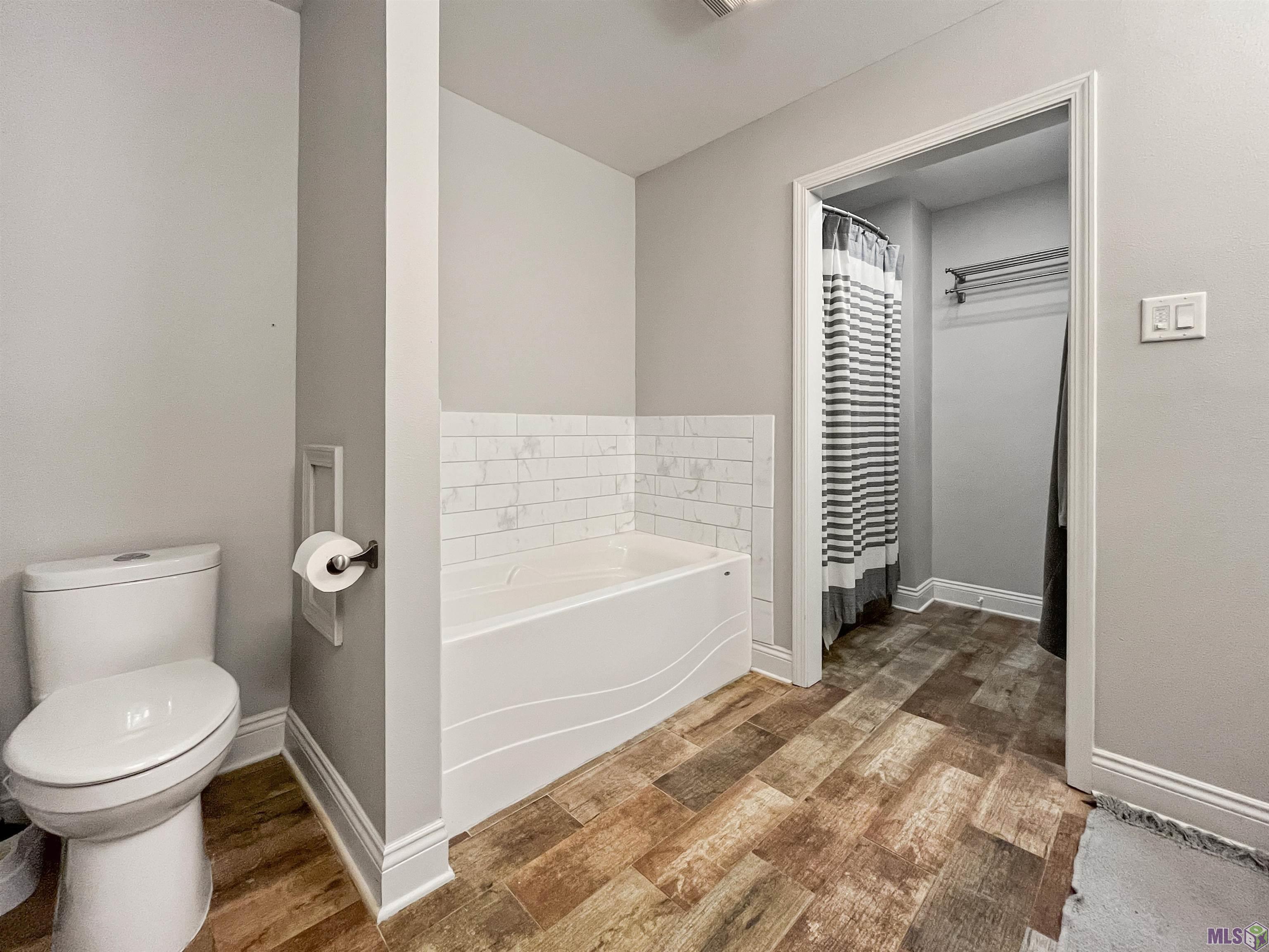 3822 Country View Drive Baton Rouge, LA 70817 - Photo 9 of 15