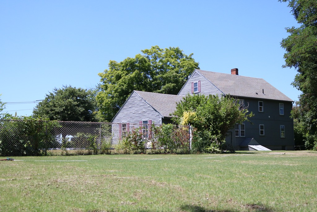 21 Uxbridge Road Sutton, MA 01590 - Photo 8 of 30