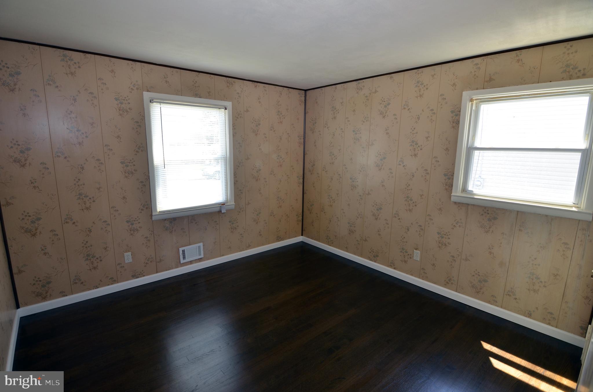 18 Petty Ridge Road Hamilton, NJ 08620 - Photo 12 of 26 Bedroom 1