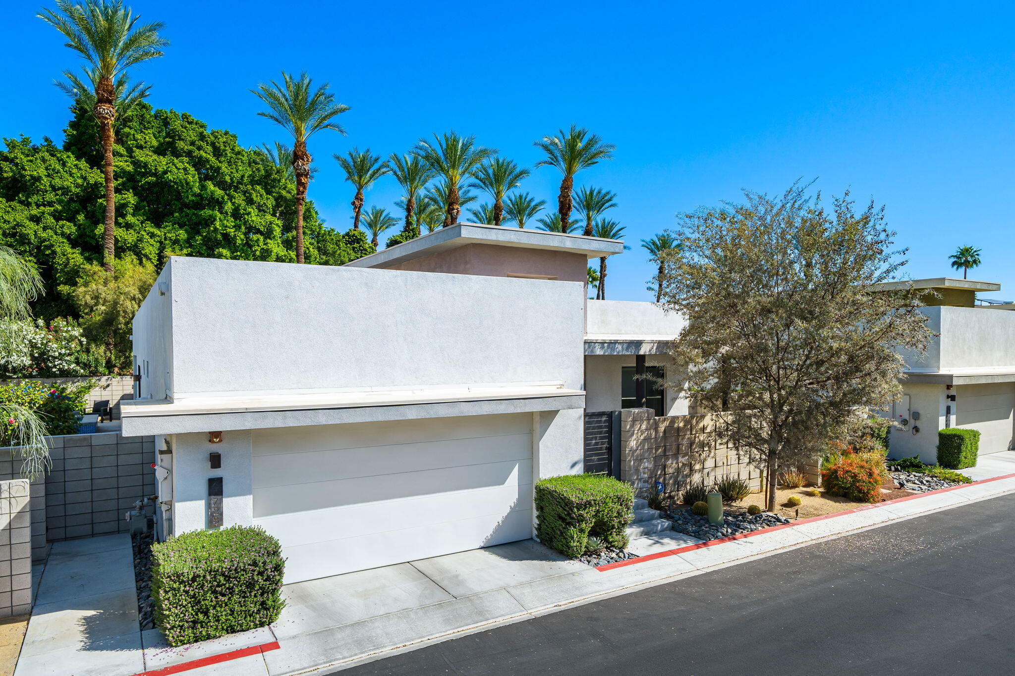 67728 Filmore Road Cathedral City, CA 92234 - Photo 3 of 55 3-web-or-mls-JVFilmore_OPMG_0326_003