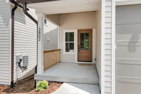 $582,500 | 3802 Syfert Lane, Nashville, TN 37211