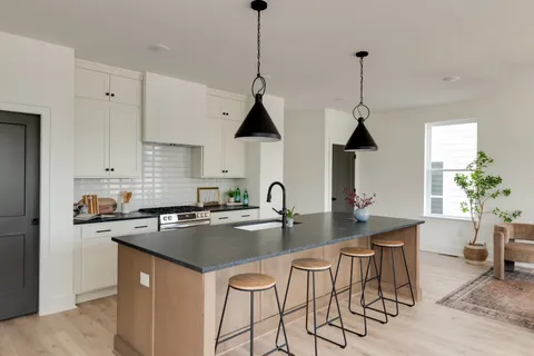 $582,500 | 3802 Syfert Lane, Nashville, TN 37211