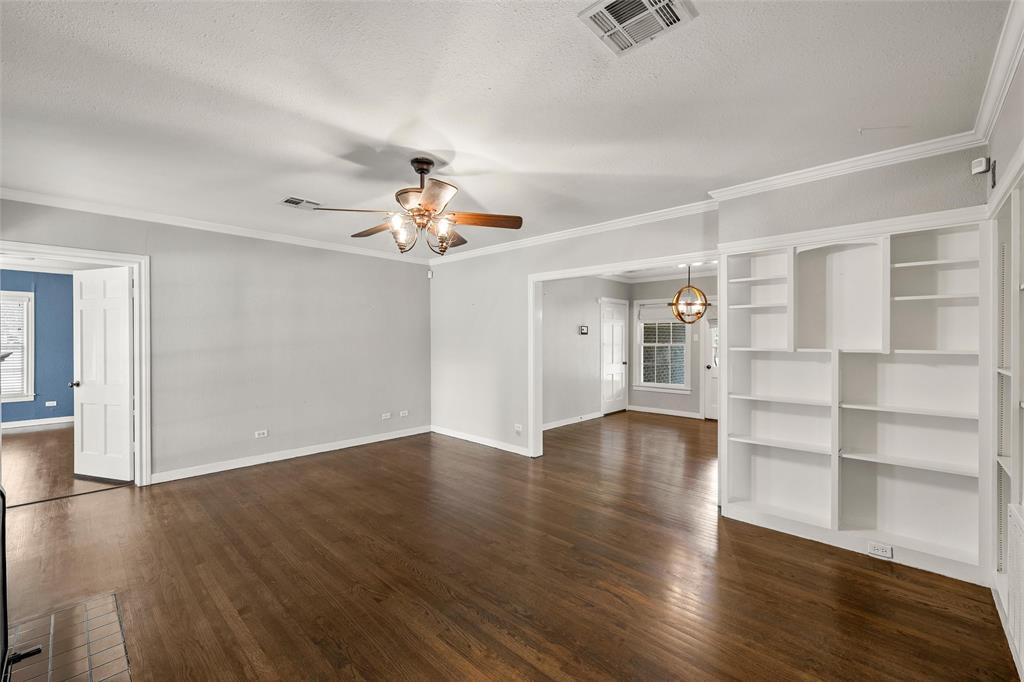 3025 Colcord Avenue Waco, TX 76707 - Photo 4 of 39