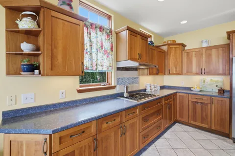 $1,595,000 | 1904 Barber Drive, Stoughton, WI 53589