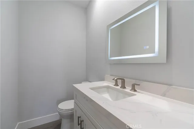 $9,500 | 633 Vista Bonita, Newport Beach, CA 92660