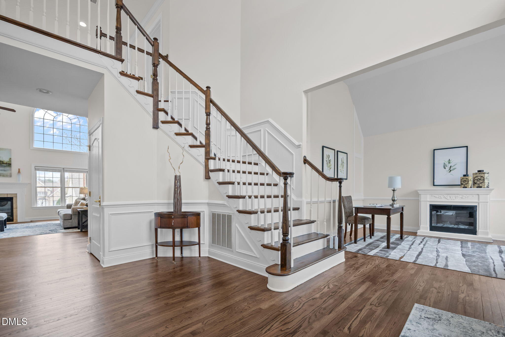 10712 Round Brook Circle Raleigh, NC 27617 - Photo 5 of 69 24-web-or-mls-IMG_1049