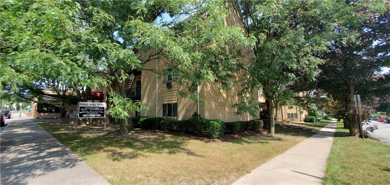 18 Langslow Street, Unit 5 Rochester, NY 14620 - Photo 2 of 7