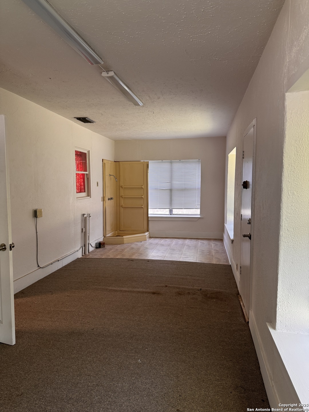 102 11th Junction Junction, TX 76849 - Photo 6 of 10 Gallery Image 6