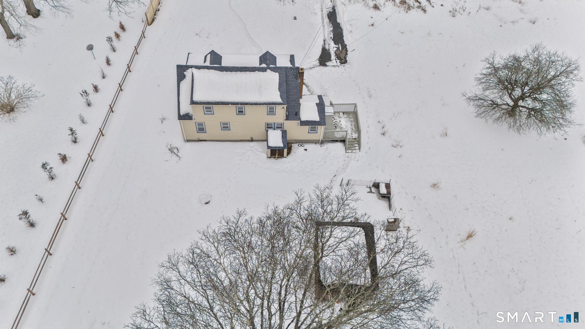 165 Ballamahack Road Windham, CT 06280 - Photo 3 of 40 a view of entryway