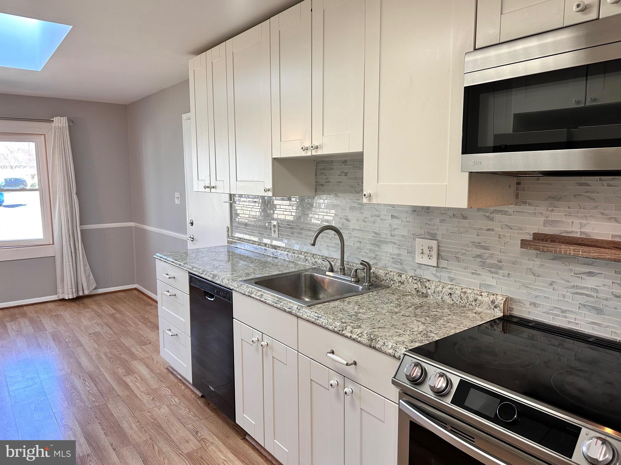 6316 Gormley Place Springfield, VA 22152 - Photo 6 of 28