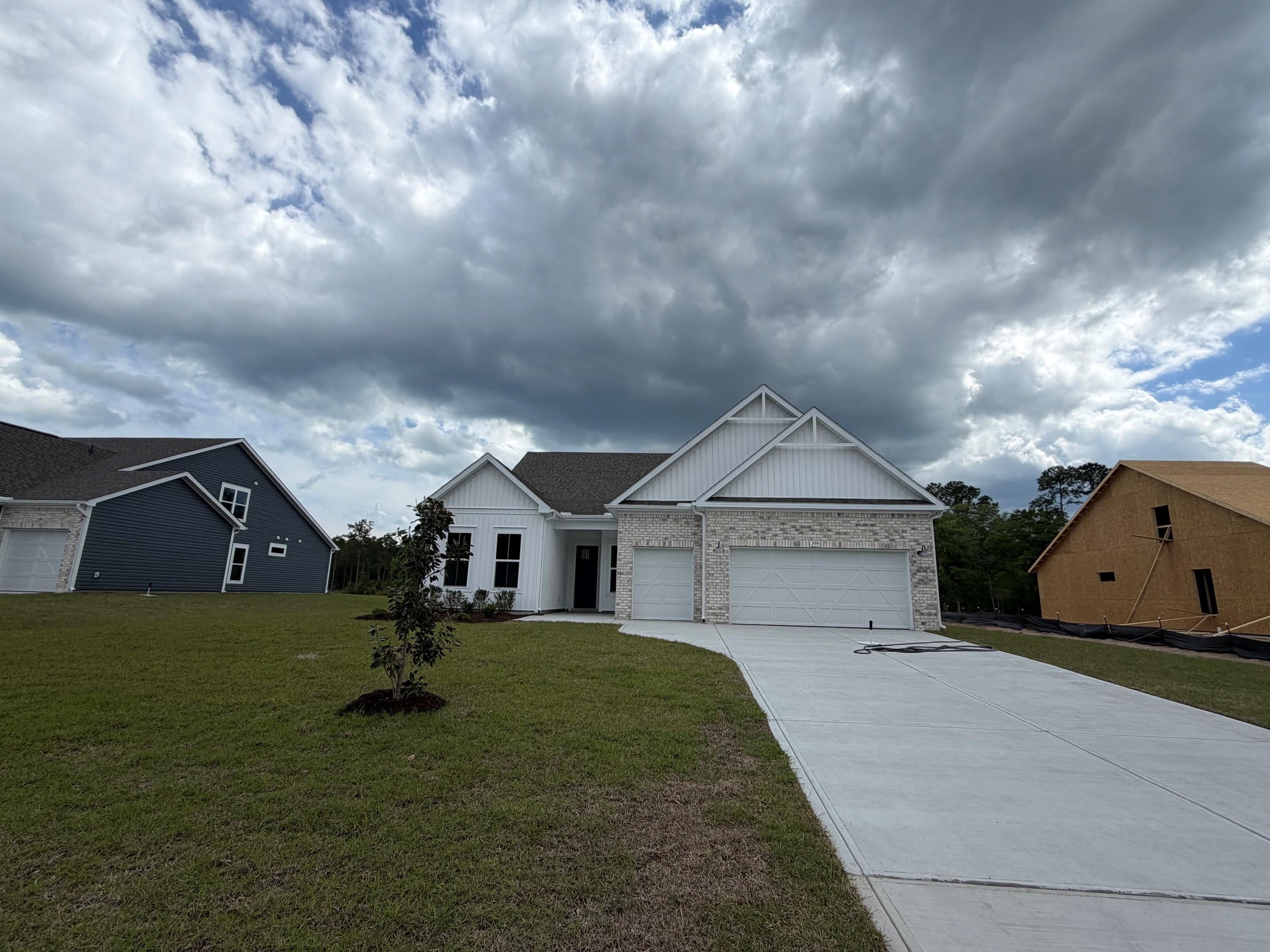 299 Anna Marie Way Murrells Inlet, SC 29576 - Photo 2 of 38