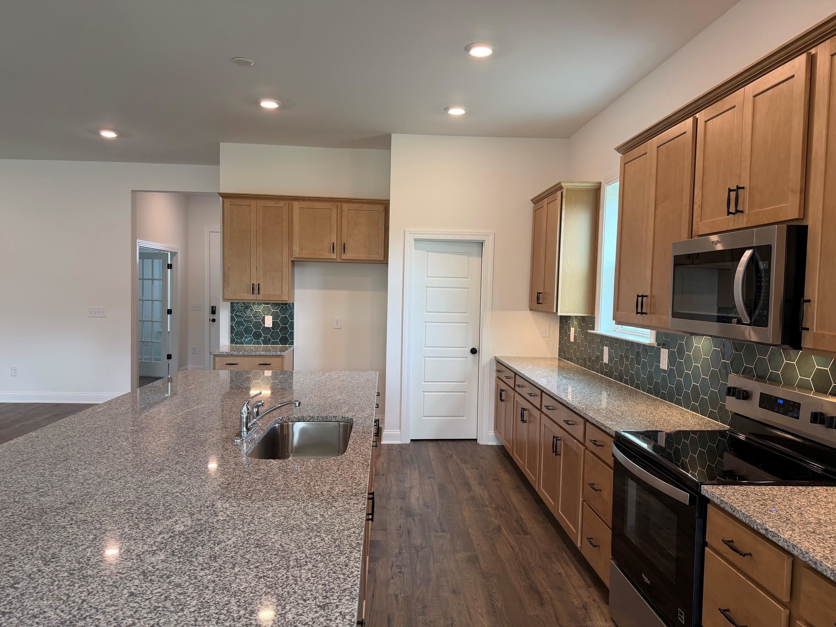 299 Anna Marie Way Murrells Inlet, SC 29576 - Photo 7 of 38