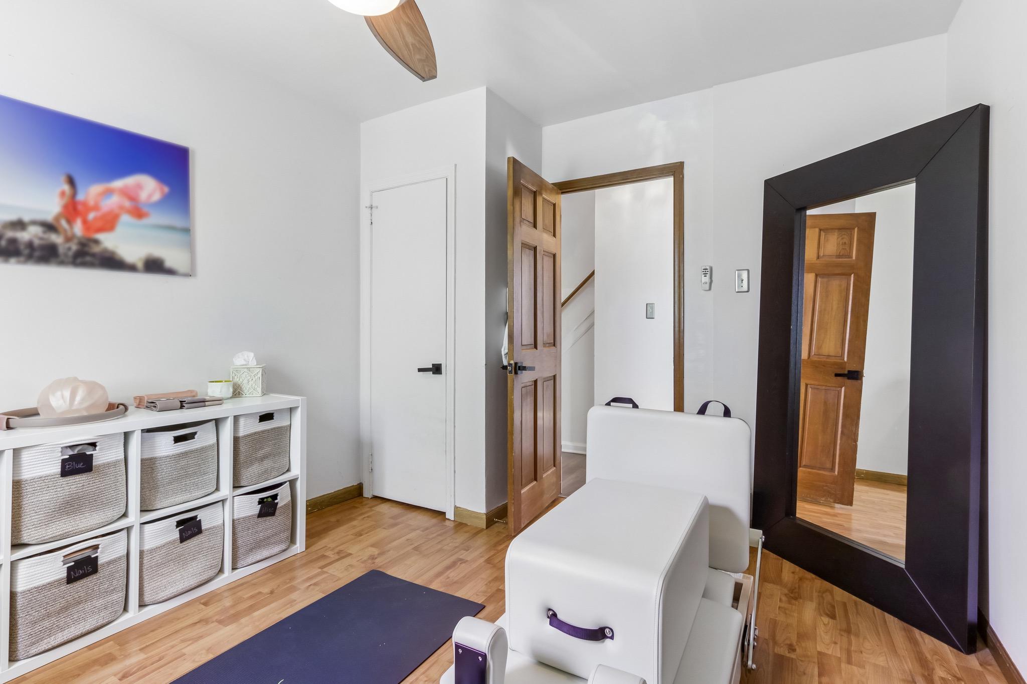 650 Hendrix Street Philadelphia, PA 19116 - Photo 34 of 53 1rst floor bedroom 3 or office