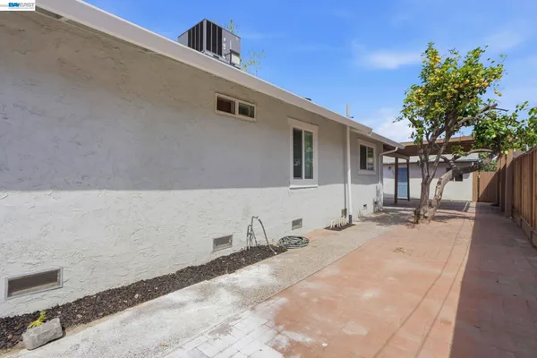 $539,000 | 114 C Street, Tracy, CA 95376