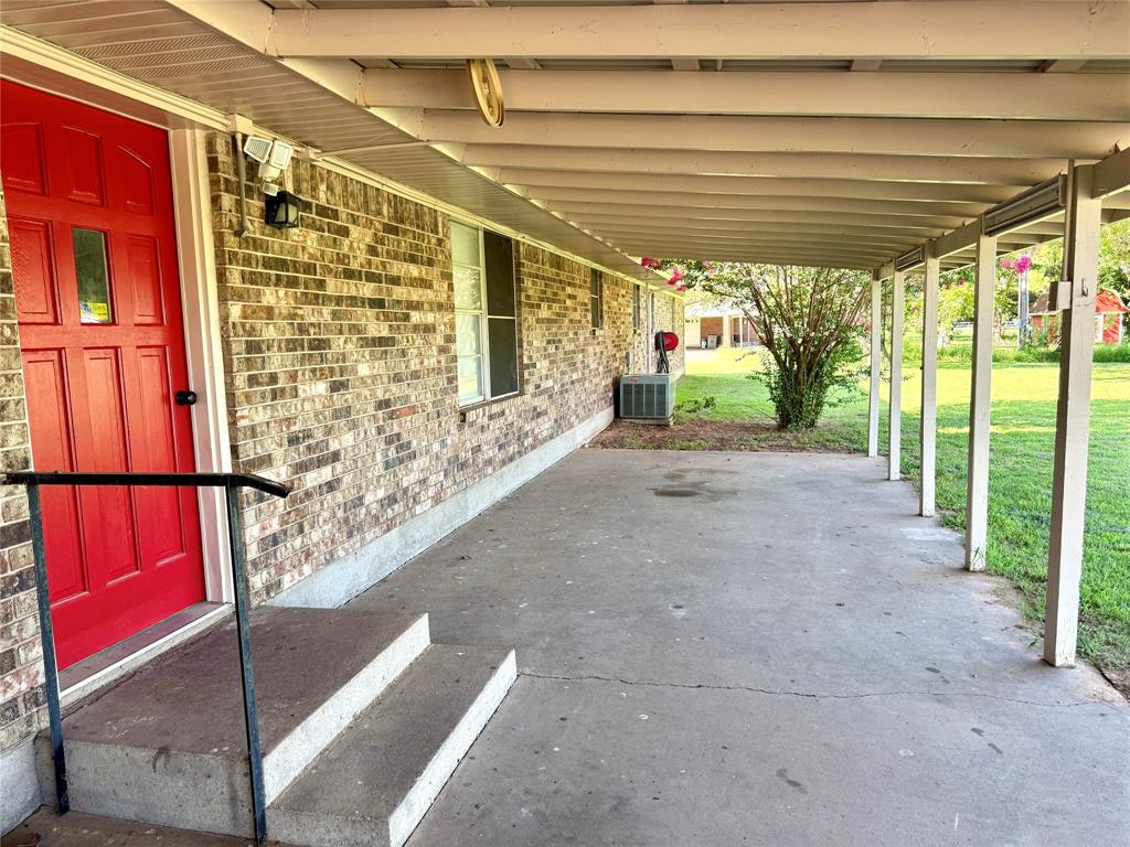 4170 Farm To Market 51 Decatur, TX 76234 - Photo 28 of 34 a view of porch with seating space